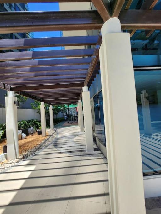 Luxestaysmnl Coastal Chic Netflx 380Mbps Pool Bgc Manila Eksteriør bilde