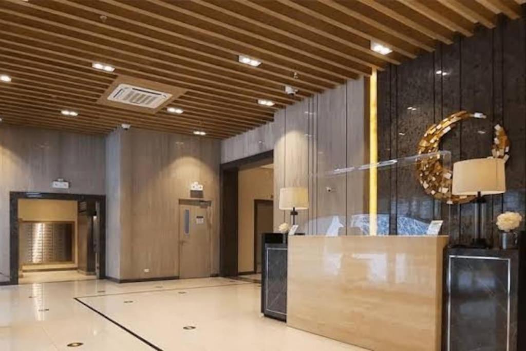 Luxestaysmnl Coastal Chic Netflx 380Mbps Pool Bgc Manila Eksteriør bilde